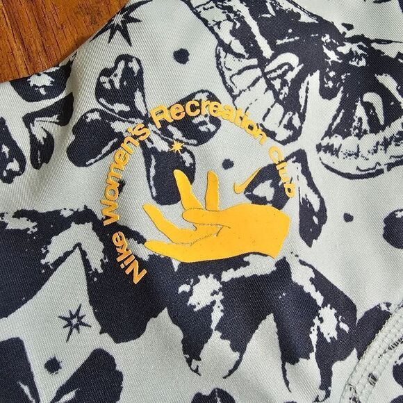 Nike One Tight Fit Shorts Women's Recreation Club RARE Edition Size Small DM1571 - Picture 6 of 9